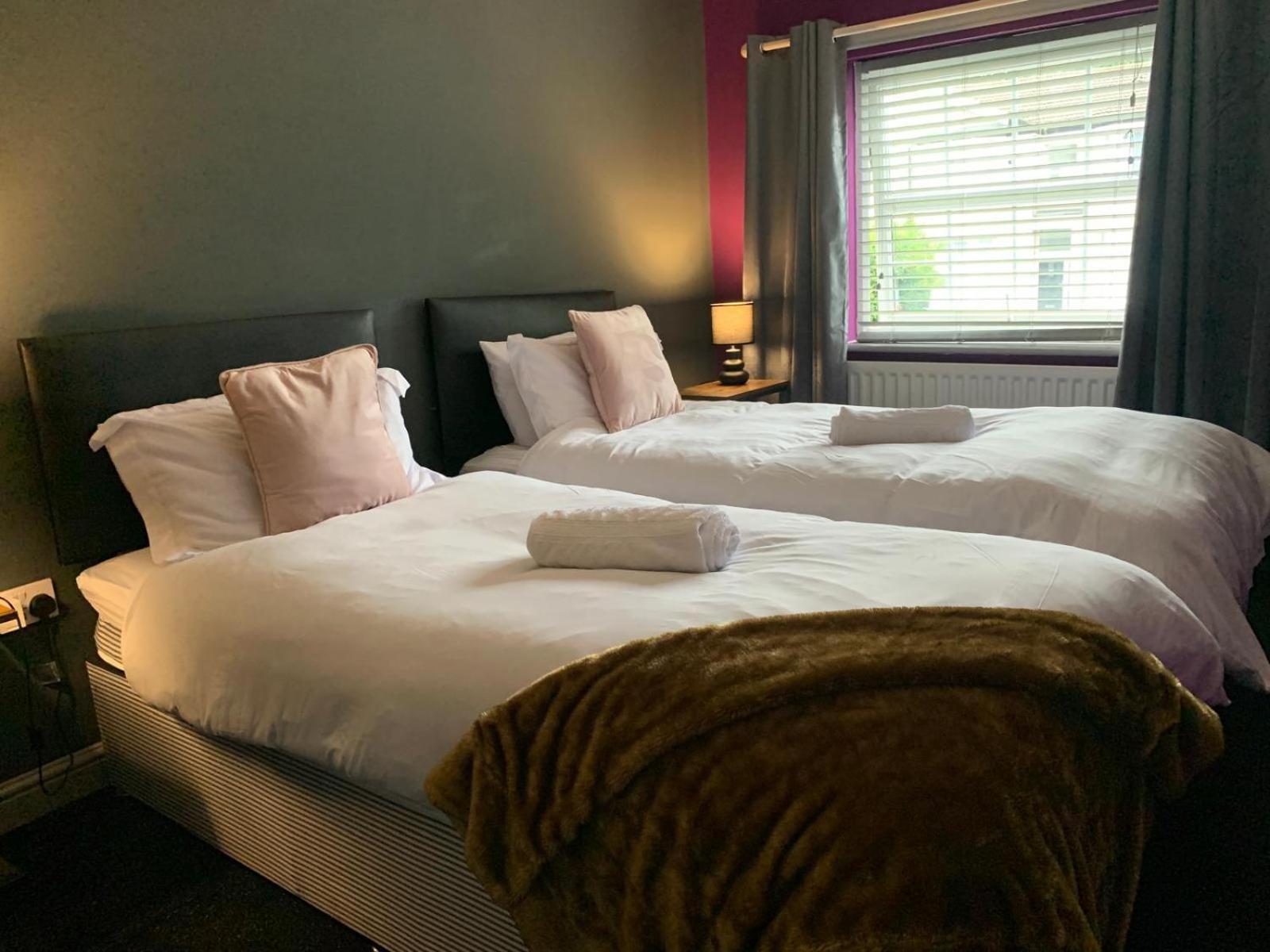 Liverpool City Centre Apartment Sleeps 4, Free Parking Dış mekan fotoğraf